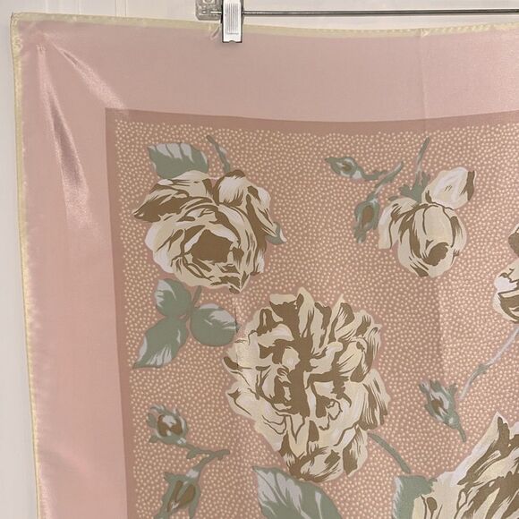 Vtg  70s/80s Basha Very Large Pink, Tan, Cream & Green Floral Polyester Scarf - Picture 2 of 9